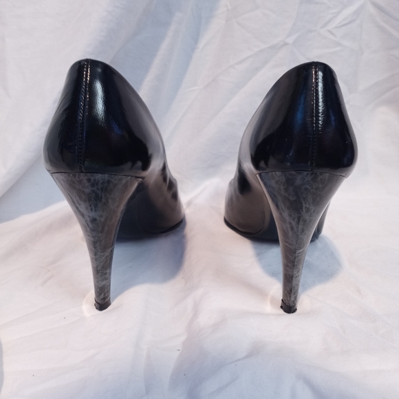 FINAL SALE - VINTAGE CHARLES JOURDAN Peep-Toe Mixed-media Heels - Picture 9 of 9